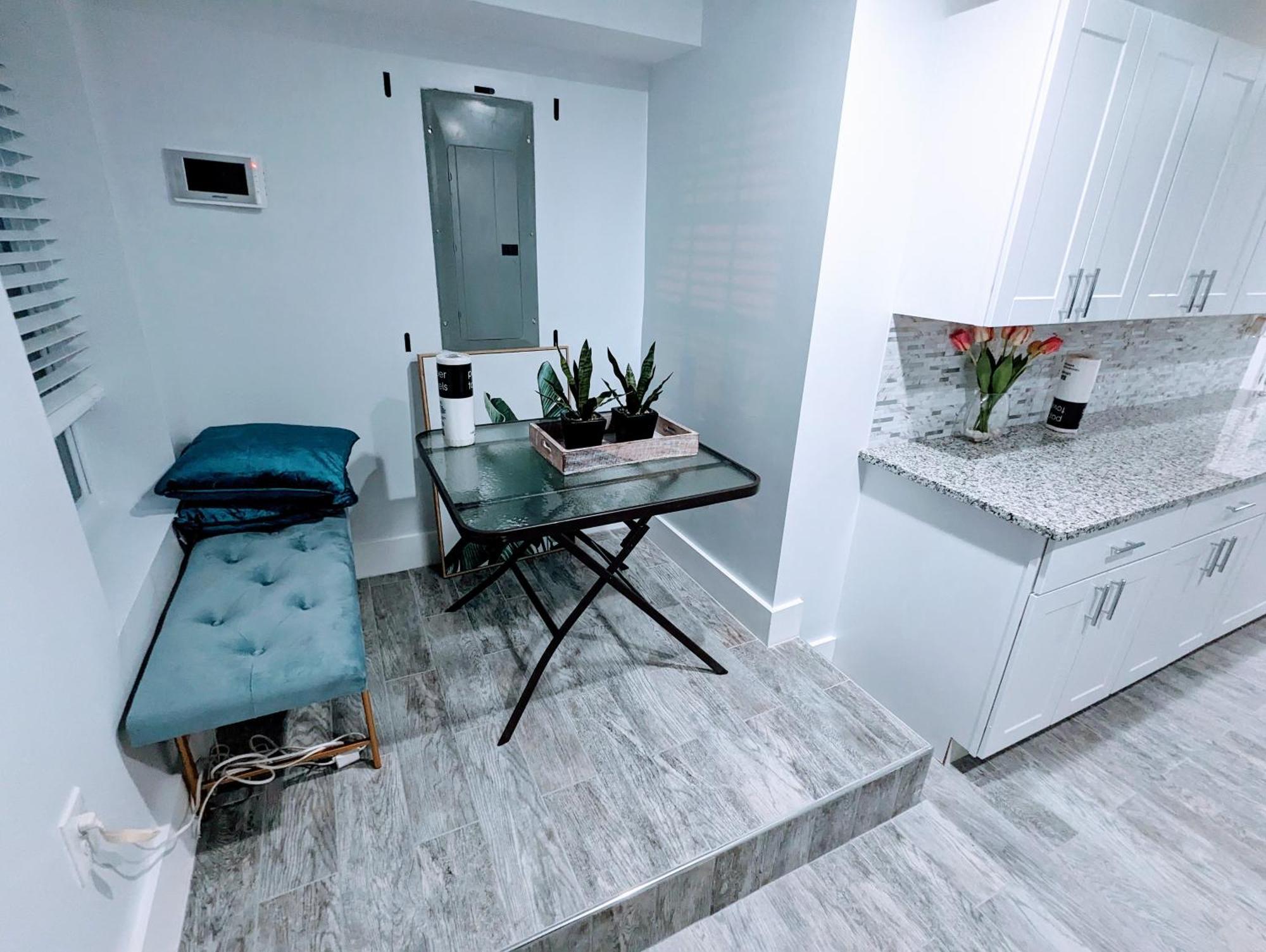 Luxurious 3 Bedroom Apt With A Beautiful Balcony Washington Pokoj fotografie